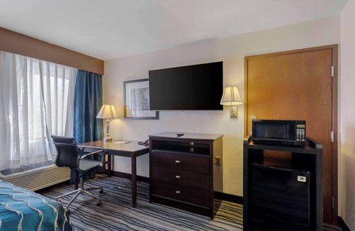 Brentwood Hotel | Comfort Inn & Suites Brentwood - Nashville