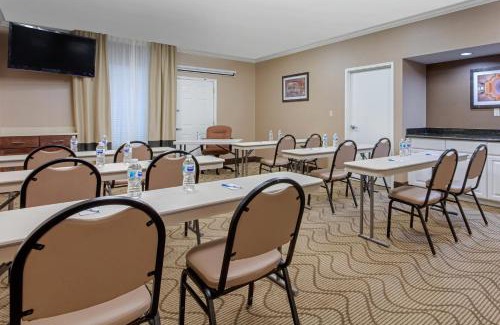 Bryant Hotel | Comfort Inn & Suites Bryant - Benton