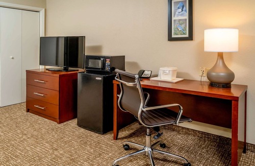 Grundy Hotel | Comfort Inn & Suites Grundy