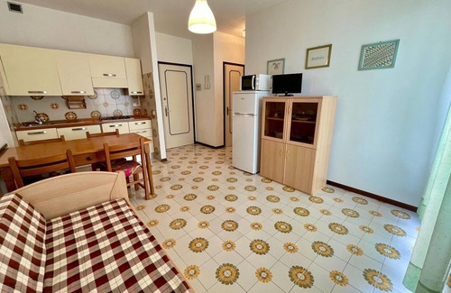 Porto Santa Margherita Apartment | Comfortable flat 140mt from the beach