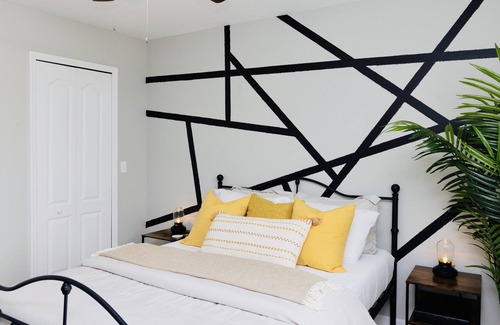 Orlando House | Comfort - Relaxation - Queen Beds - Snack Bars