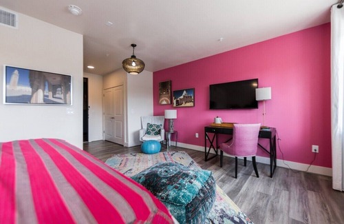 Kessler Hotel | Comfort Studio,1 King Bed 207