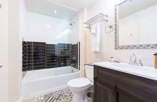 Kessler Hotel | Comfort Studio,1 King Bed 207
