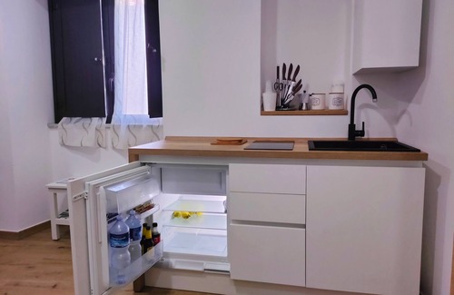 Villagonia Apartment | Comfort studio apartment 30 meters from the sea.