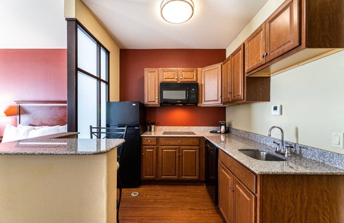 Fort Worth Hotel | Comfort Suites Lake Worth