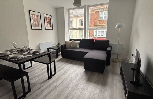 Northampton Apartment | Comfortable 1-Bed Apartment | Wi-Fi