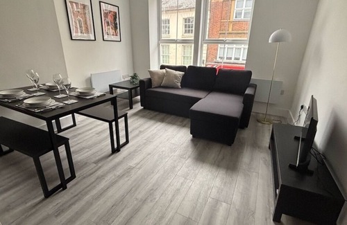 Northampton Apartment | Comfortable 1-Bed Apartment | Wi-Fi