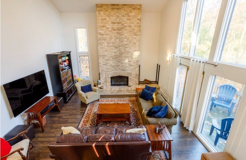 Fontana House | Comfortable single family 4 Bed 2.55 Bath in Abbey Springs , Fontana Lake Geneva