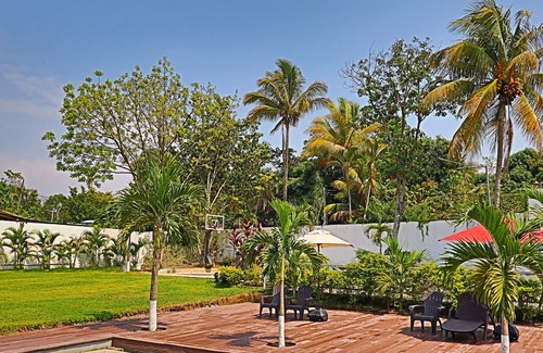 Santa Clara La Laguna Villa | Comfortable house 5 minutes by car from Irtra, for families and groups.