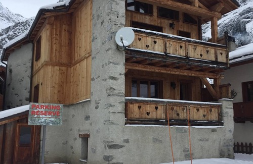 Champagny-en-Vanoise House | Comfortable and spacious mountain chalet for 20 people