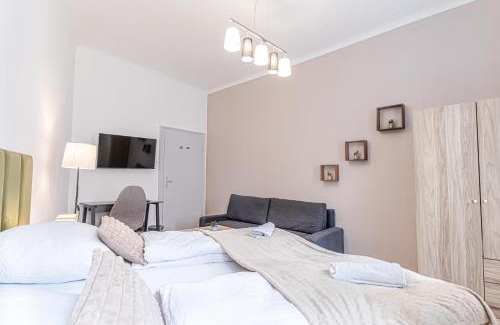 Rudolfsheim-Funfhaus Apartment | Comfortable 1 Bedroom Apartment in Prime Location
