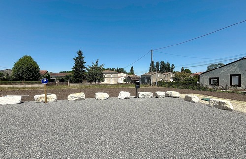 Anglade Apartment | Comfortable 1bedroom apartment 10 minutes from Blaye! Ideal for workers and travellers