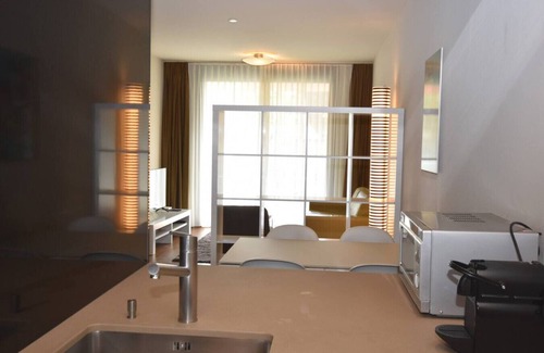Seefeld Apartment | Comfortable 1BR flat / great location - Baron 24