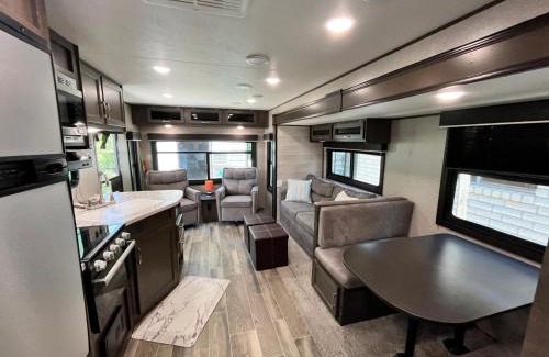Beaumont Other | Comfortable 1BR RV for mid-to-long term stays