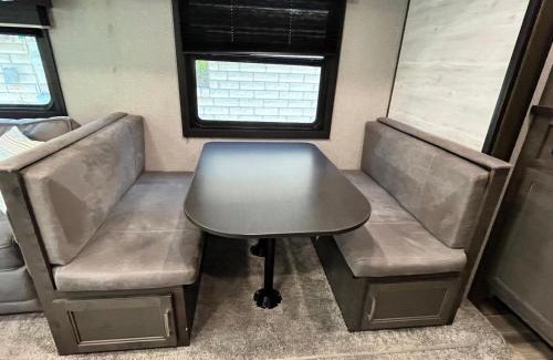 Beaumont Other | Comfortable 1BR RV for mid-to-long term stays
