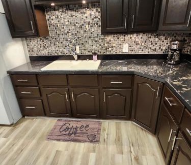 Hibbing Ski Chalet | Comfortable 2 Bedroom Home in Historic Hibbing