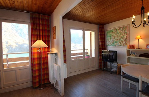 Tignes le Lac Apartment | Comfortable 3* apartment with balcony, 2 bedrooms, Tignes