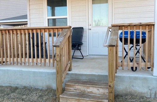 San Antonio House | Comfortable 3 bd/2ba near AT&T Center