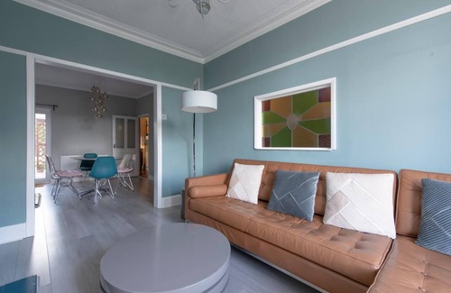 Gillingham House | Comfortable 3 Bedroom House in Gillingham, 8 sleeps
