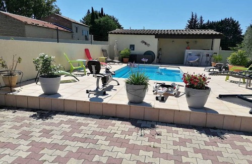 Salon-de-Provence House | Comfortable air-conditioned villa, swimming pool, near Salon-de-Provence, dog allowed (1).