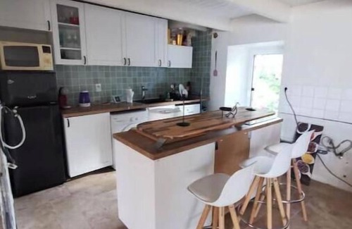 Cleder House | Comfortable and functional