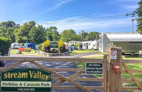 Chysauster House | Comfortable and modern 10ft-wide caravan.