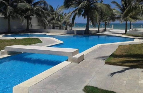 Progreso Municipality Apartment | Comfortable and spacious apartment in front of the sea.