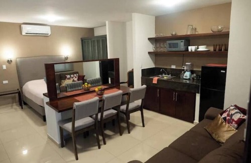 Los Mochis House | Comfortable apartment in the heart of Leon.