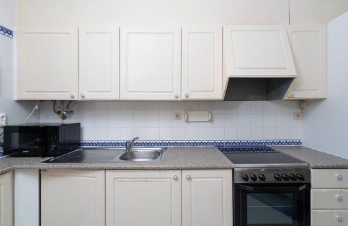 Ferragudo Apartment | Comfortable apartment with sea view near the beaches
