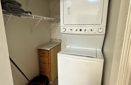 Monticello Apartment | Comfortable apartment close to town and 6 miles to Lake Cumberland!