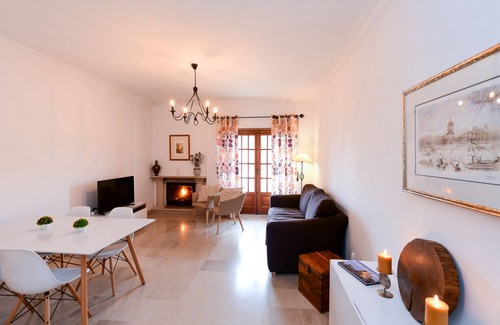 Sintra Apartment | Comfortable apartment in the historic center.