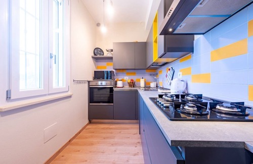 San Leonardo Apartment | Comfortable apartment located on the ground floor of a building. There are two steps at the entrance and a metal ramp to also transport disabled people.In 70 m2 of space it accommodates 6 people, with a double bedroom, one with two single beds and a sofa