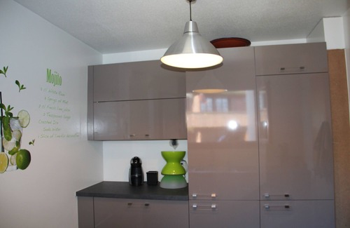 Leysin Apartment | Comfortable apartment with balcony and view