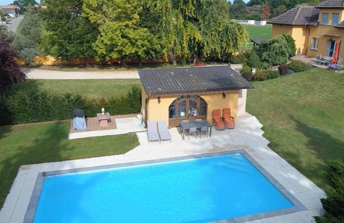 Guemar House | Comfortable bed and breakfast for 2 + swimming pool near RIBEAUVILLE, RIQUEWIHR