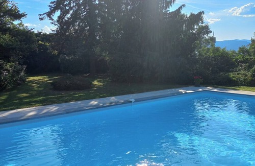 Guemar House | Comfortable bed and breakfast for 2 + swimming pool near RIBEAUVILLE, RIQUEWIHR