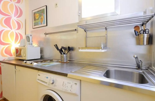 Trafalgar Apartment | Comfortable Budget Apartment Chamberi District Perfect Location Metro Bilbao
