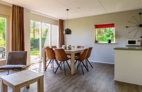 Vlagtwedde Cottage | Comfortable bungalow for 8 persons