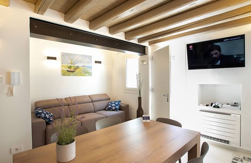 Chioggia House | Comfortable Casa Boscolo Family for up to 8 guests