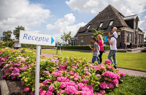 Berkhout Ski Chalet | Comfortable chalet 8 km. from Hoorn