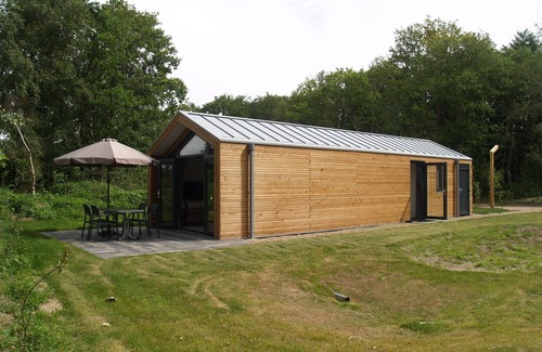 Ruinen Ski Chalet | Comfortable chalet, in a beautiful holiday park