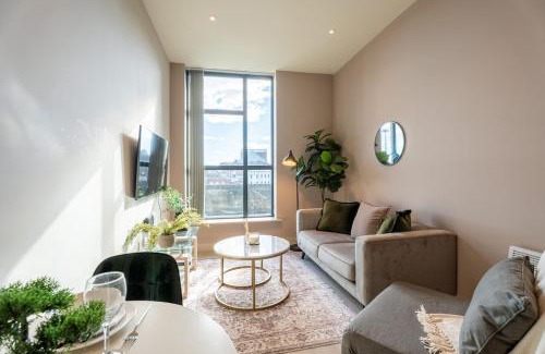 Leeds Apartment | Comfortable City 1BR with Sofa Bed