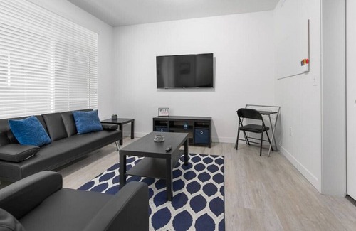 Salt Lake City Apartment | Comfortable ✭ Convenient ✭ Hot Tub, Gym +more