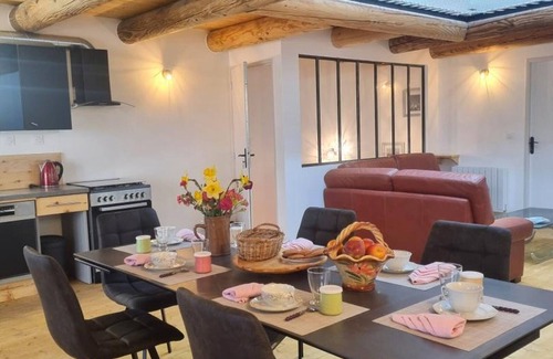 Sauvain Cottage | Comfortable cottage in Sauvain, sleeps 6