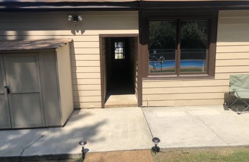 East Memphis House | Comfortable East Memphis home with a pool in a great neighborhood