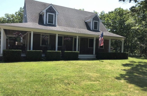Edgartown House | Comfortable Edgartown Home-Pet Friendly. HOT TUB & POOL TABLE