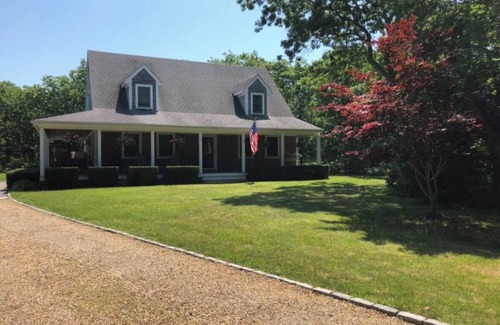 Edgartown House | Comfortable Edgartown Home-Pet Friendly. HOT TUB & POOL TABLE