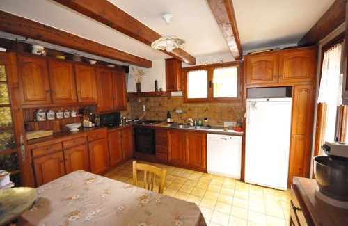 Isola Apartment | Comfortable family chalet between the ski resorts of Isola 2000 and Auron