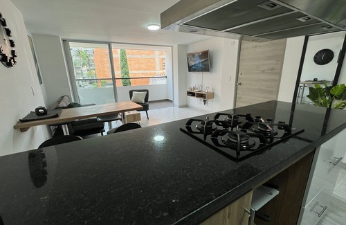 La Castellana Apartment | Comfortable Family Stay in Medellín – 3-Bedroom Laureles Apartment with Balcony