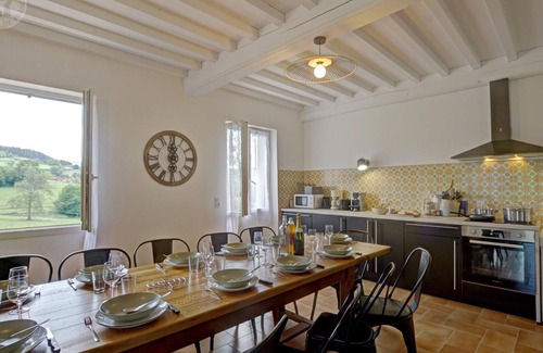 Belmont-de-la-Loire Cottage | Comfortable cottage in the countryside with wifi and pets allowed