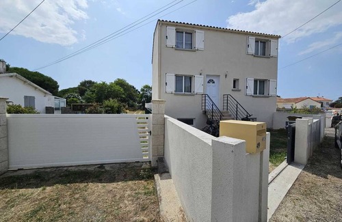 LʼAiguillon-sur-Mer House | Comfortable villa 8 ppl L'Aiguillon-sur-Mer